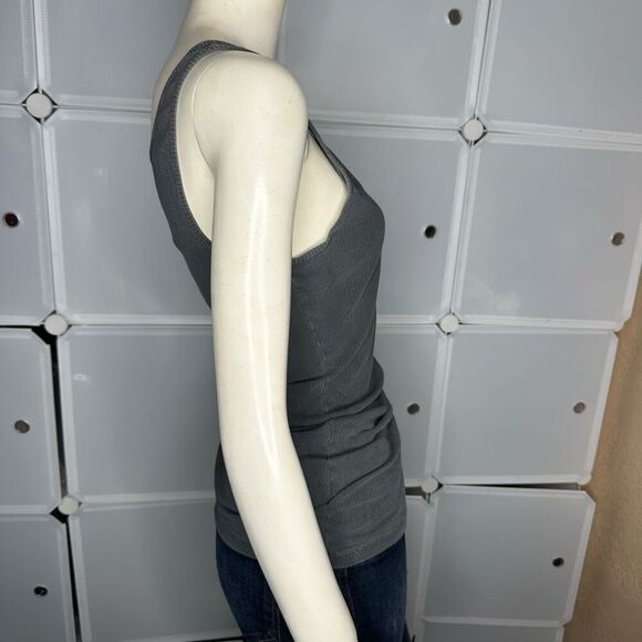 James Perse Ribbed Daily Tank in Carbon Pigment Size 4/XL - Picture 5 of 11